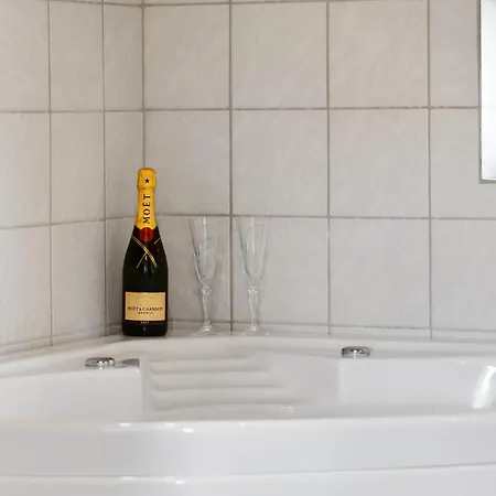 3 Bedroom Stunning In * Vestervig
