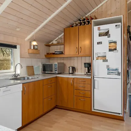Дом отдыха 3 Bedroom Stunning In