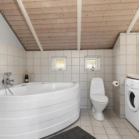 3 Bedroom Stunning In Дом отдыха Vestervig